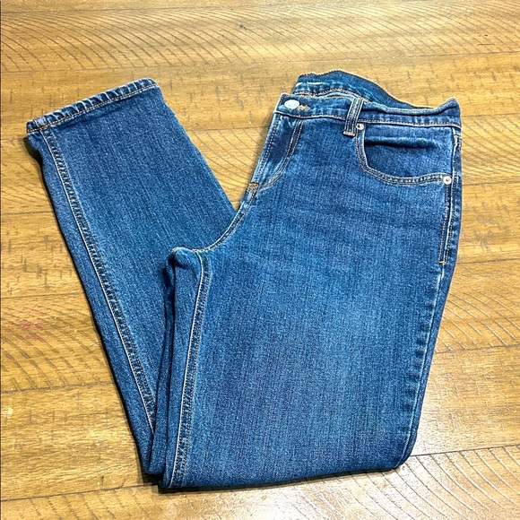 Old Navy Boyfriend Ankle Jeans size 6 - Picture 1 of 8